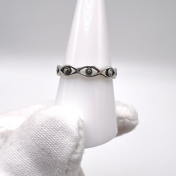 .925 Sterling Silver Evil Eye Band Ring - Picture 7 of 14